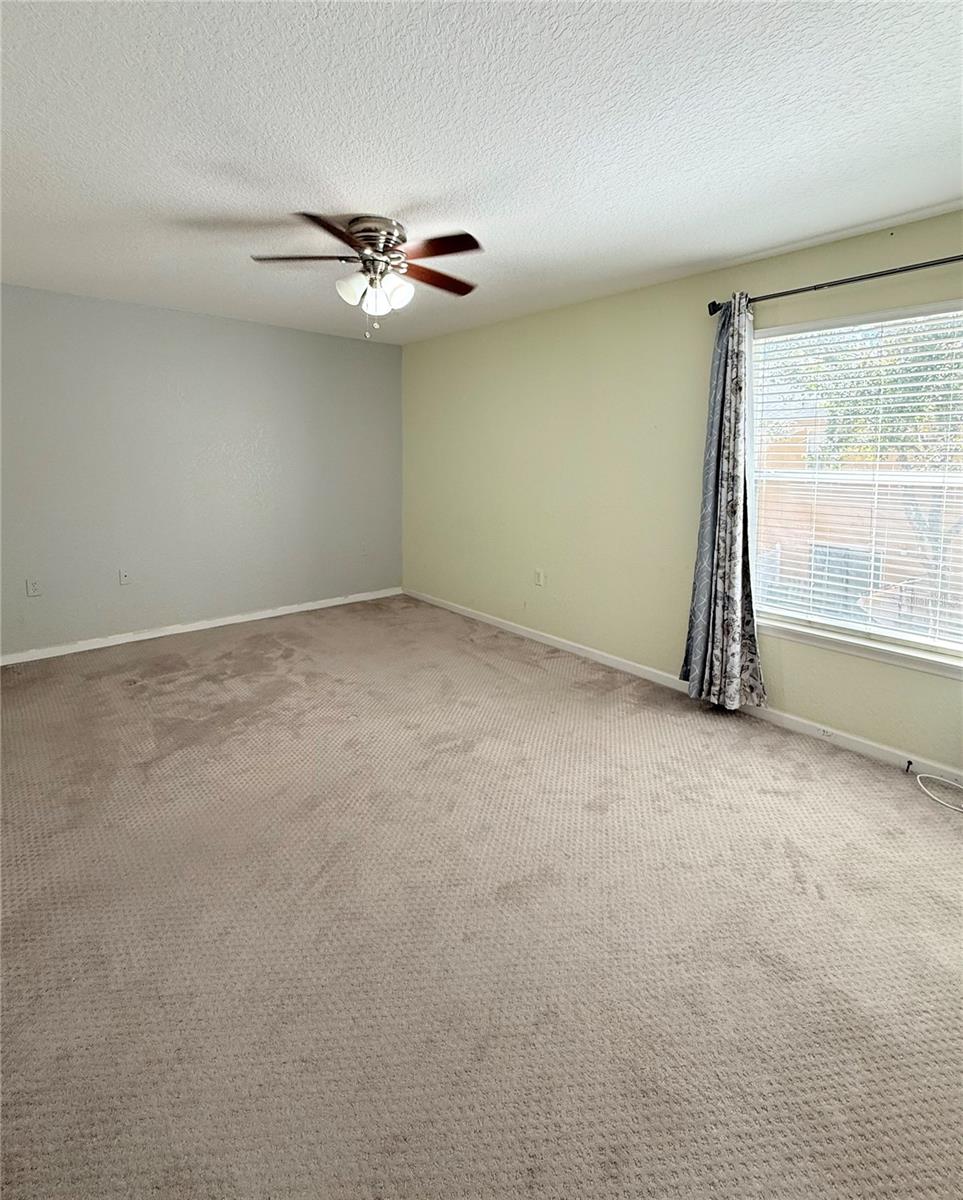 EMERALD POINTE TWNHMS AT TA - Residential Lease