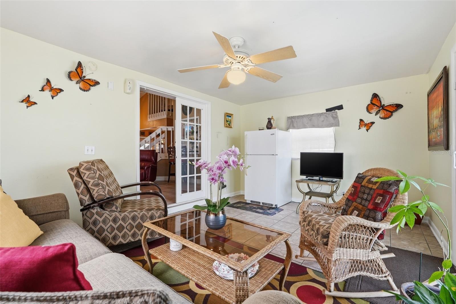 WHISPER LAKES - Residential