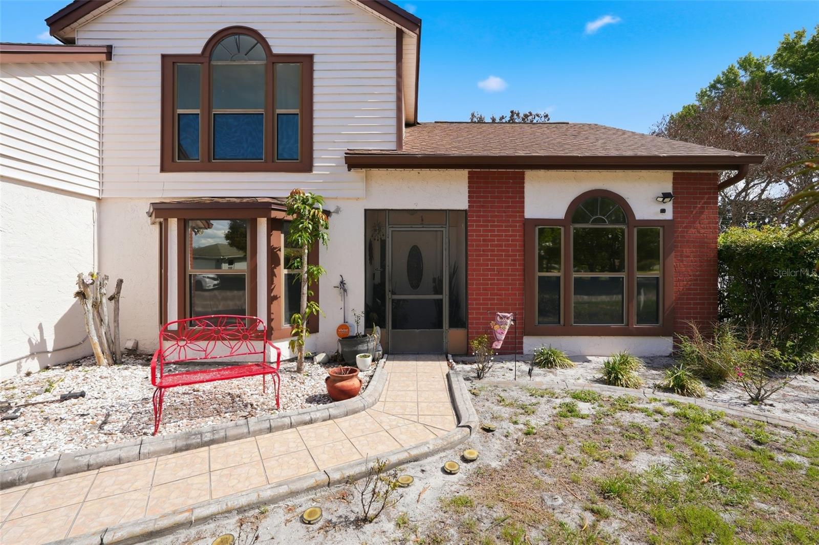 2207 WHISPERING MAPLE DRIVE