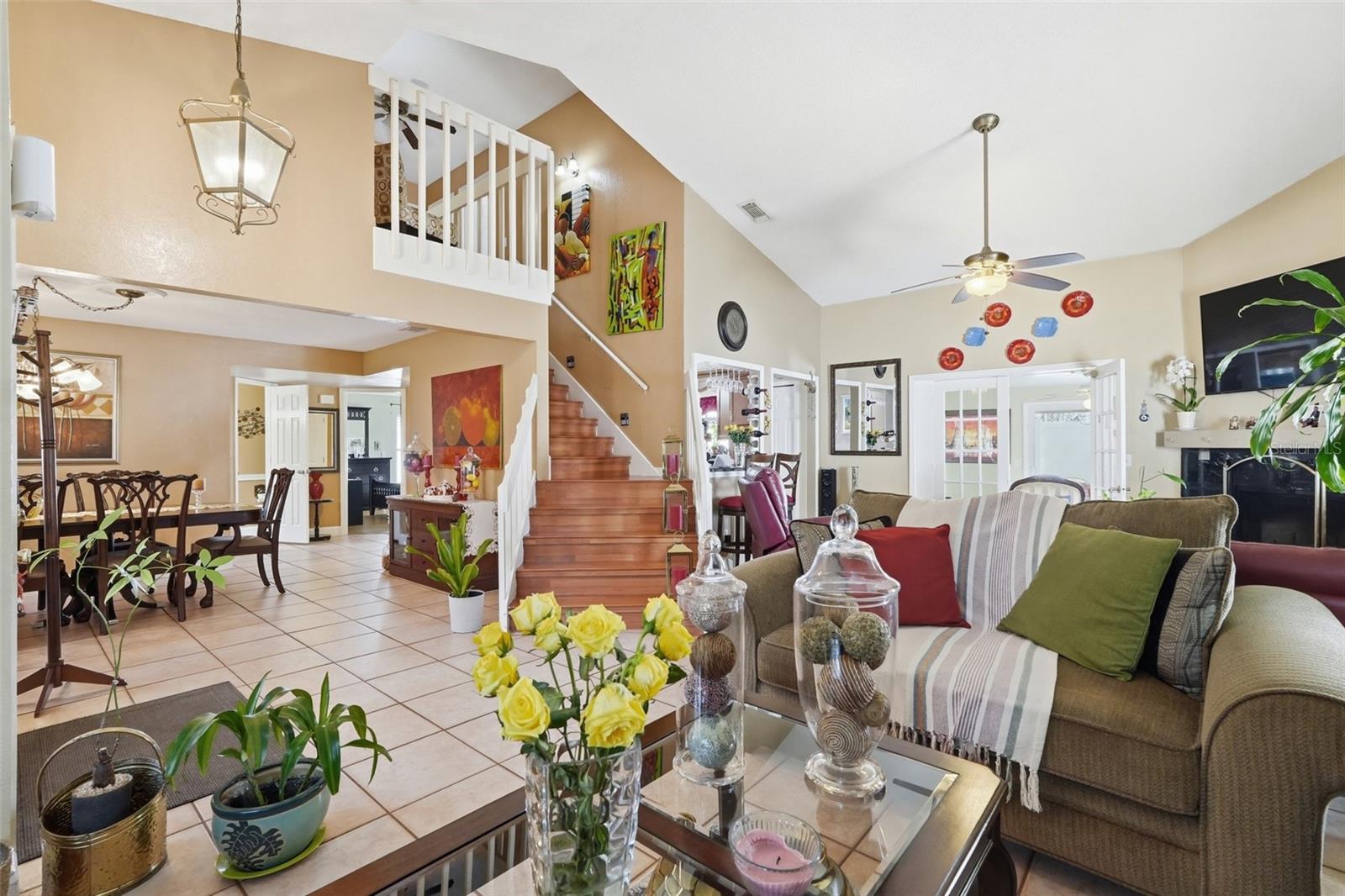 WHISPER LAKES - Residential