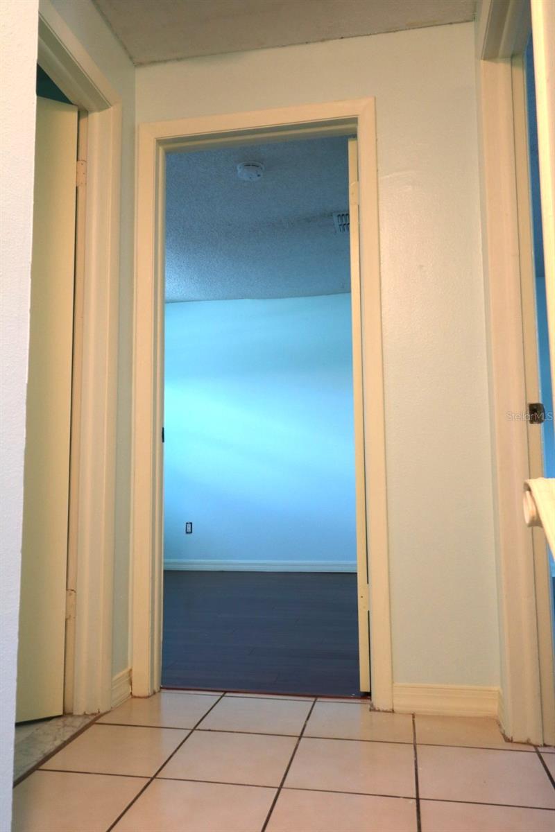 SOUTH BLVD TWNHS - Residential Lease