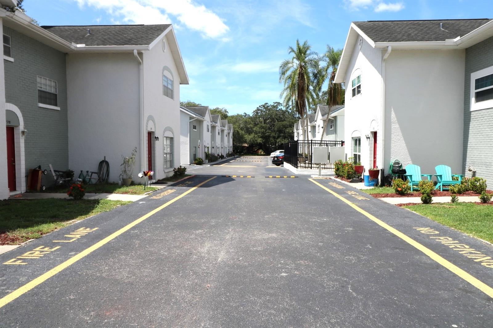 SOUTH BLVD TWNHS - Residential Lease