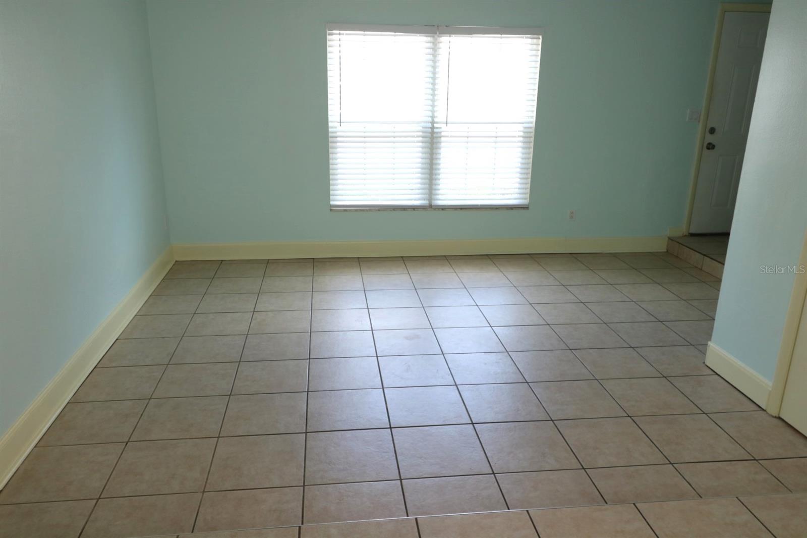 SOUTH BLVD TWNHS - Residential Lease