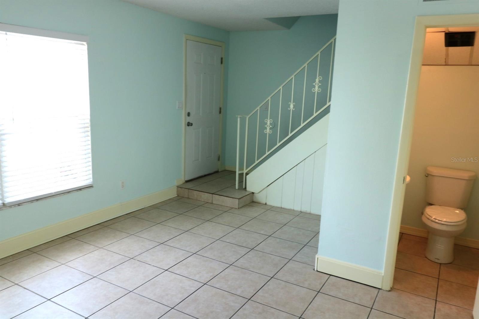 SOUTH BLVD TWNHS - Residential Lease