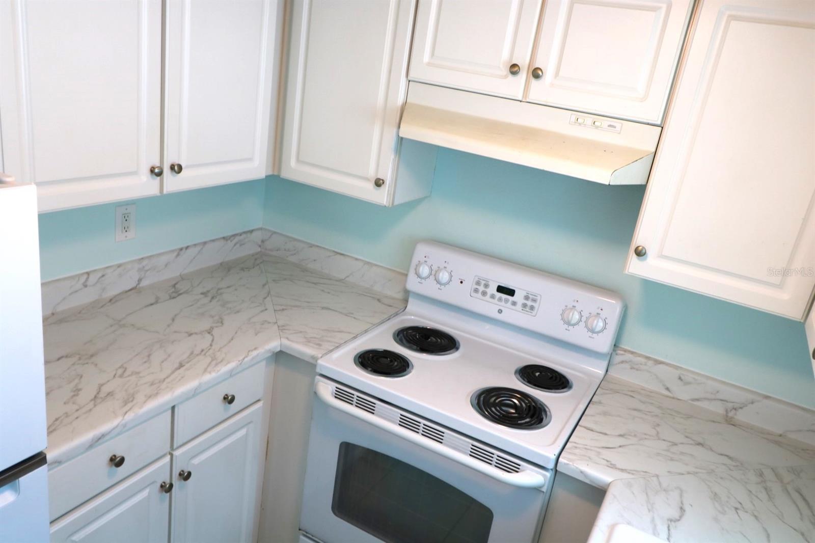 SOUTH BLVD TWNHS - Residential Lease