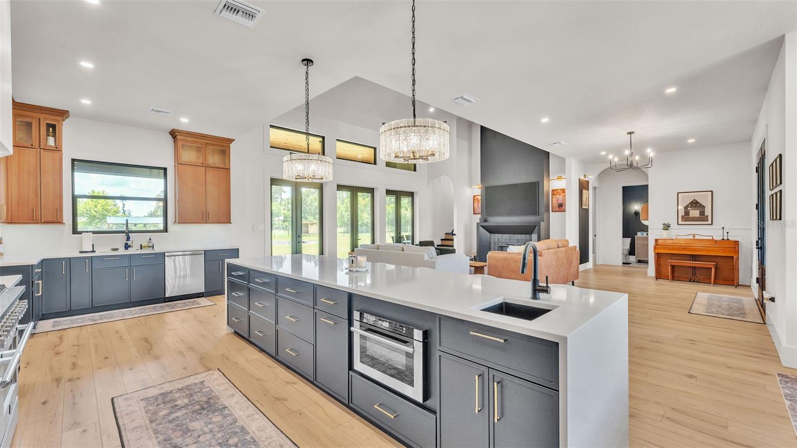 UNPLATTED - Residential