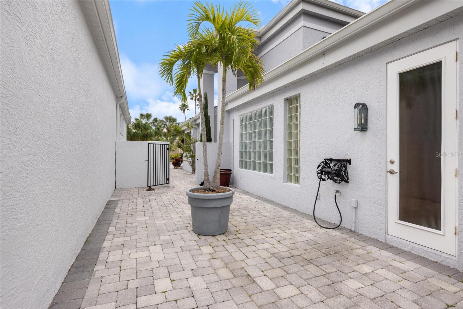 PRESTANCIA - Residential