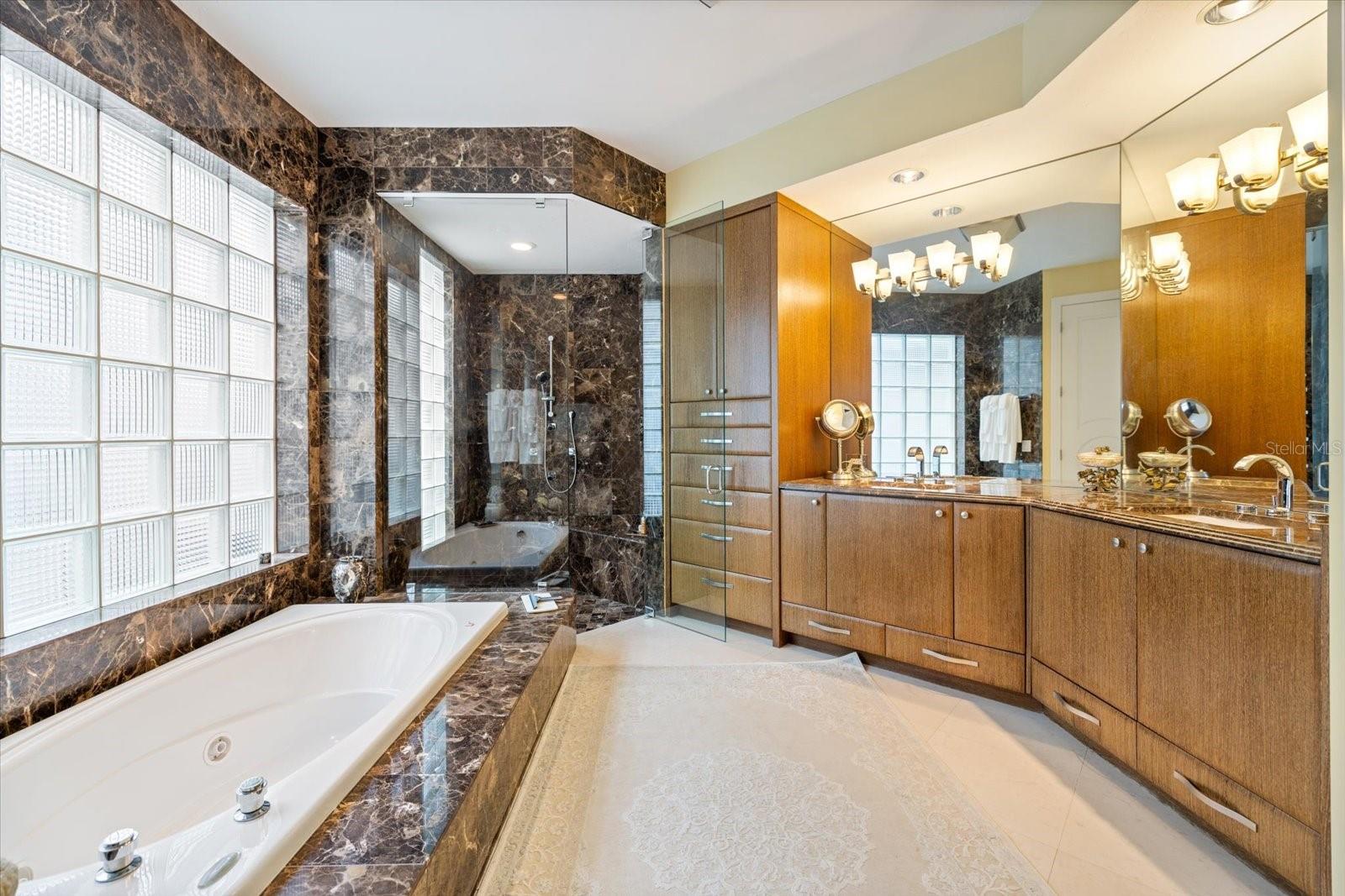 PRESTANCIA - Residential