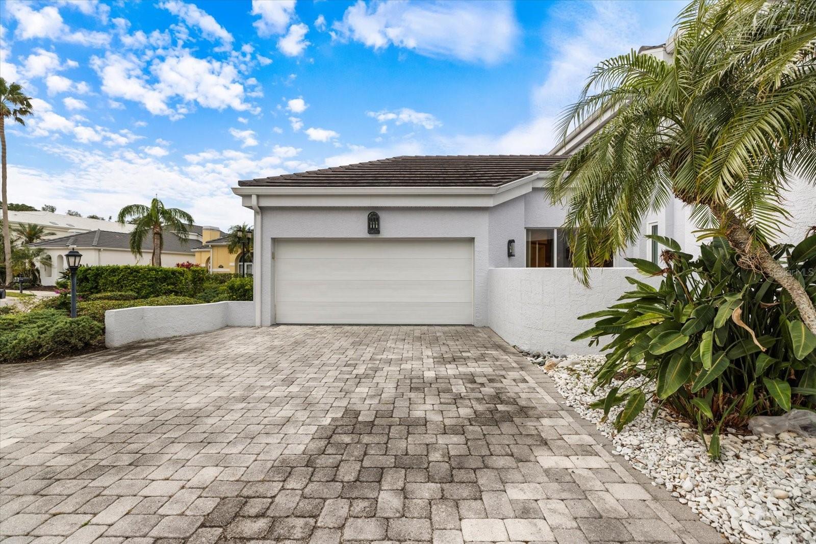 PRESTANCIA - Residential