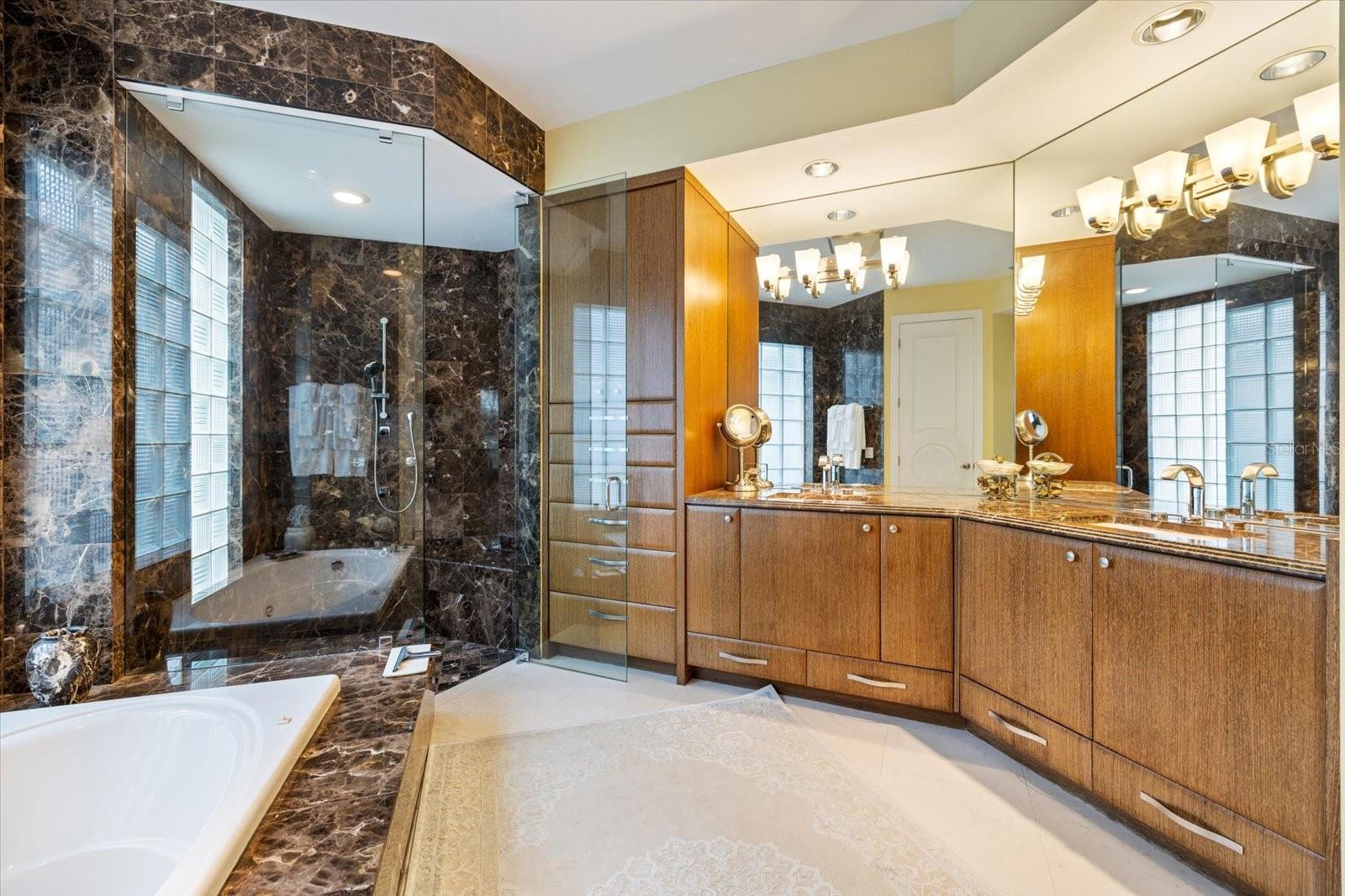 PRESTANCIA - Residential