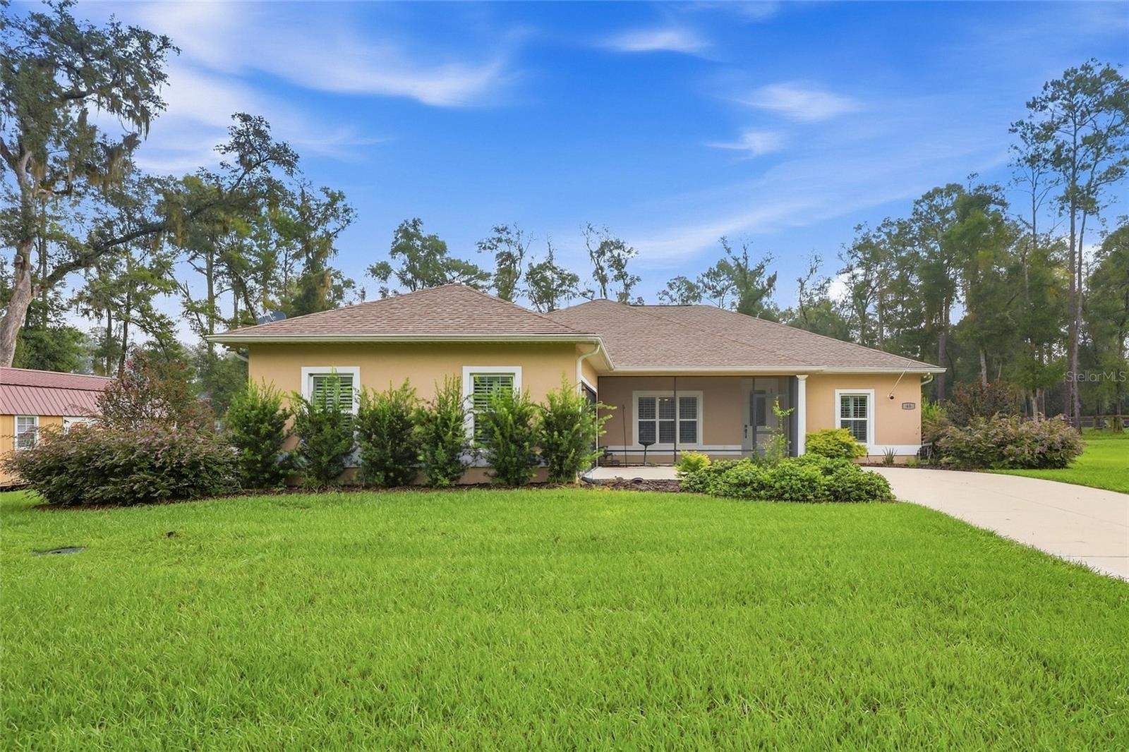 16 LAKESIDE DRIVE