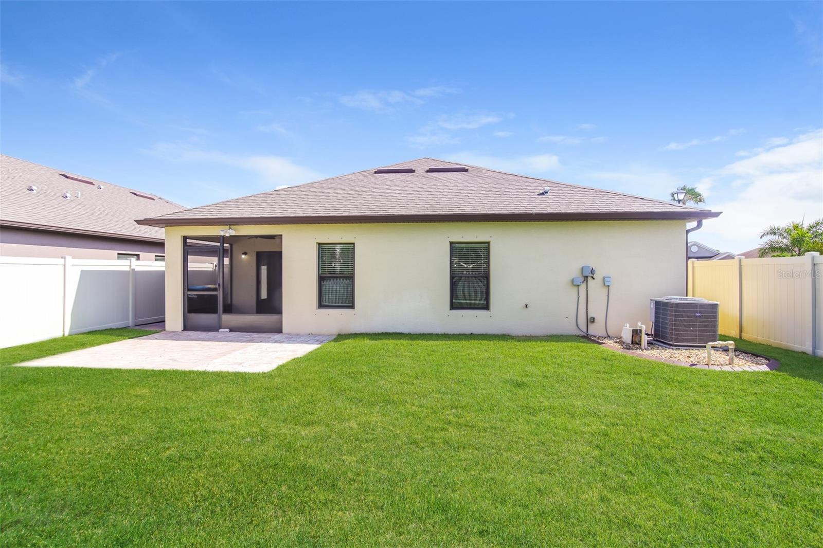 AMBERWOOD - Residential Lease