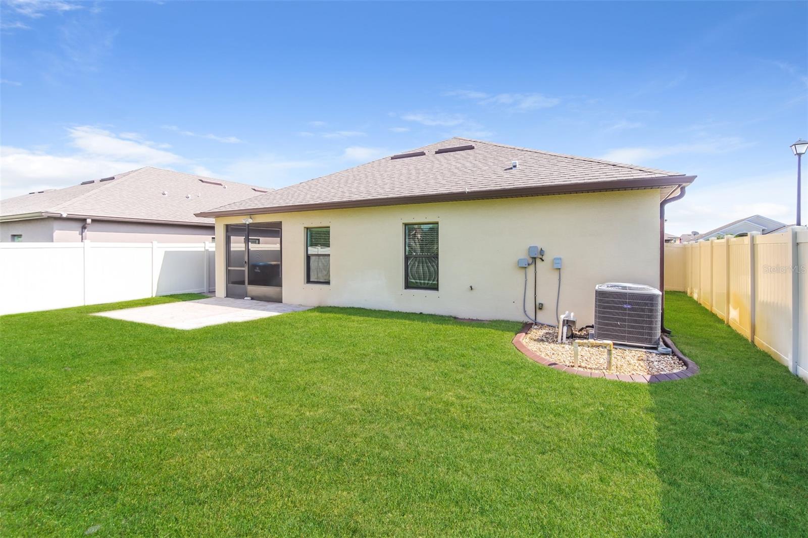 AMBERWOOD - Residential Lease