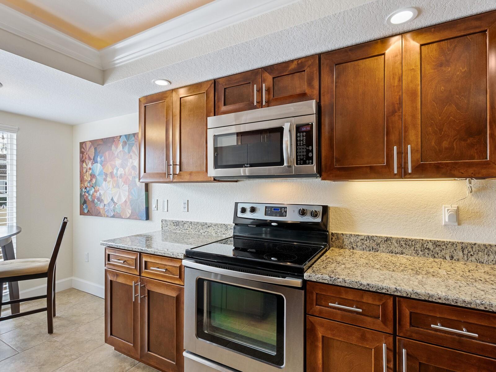 WEDGEWOOD LAKE - THE MEADOWS - Residential