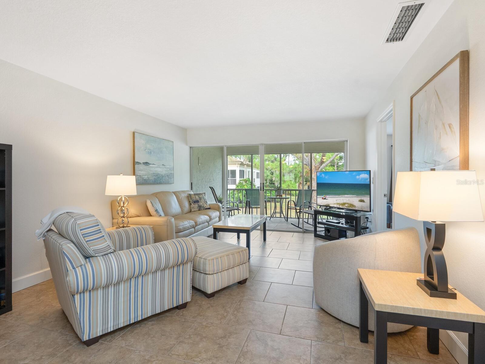 5207 WEDGEWOOD LANE 16