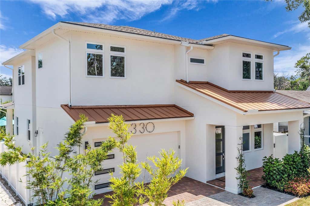 Photo of 330 W Princeton Street, Orlando, FL 32804 (MLS # O6434834)