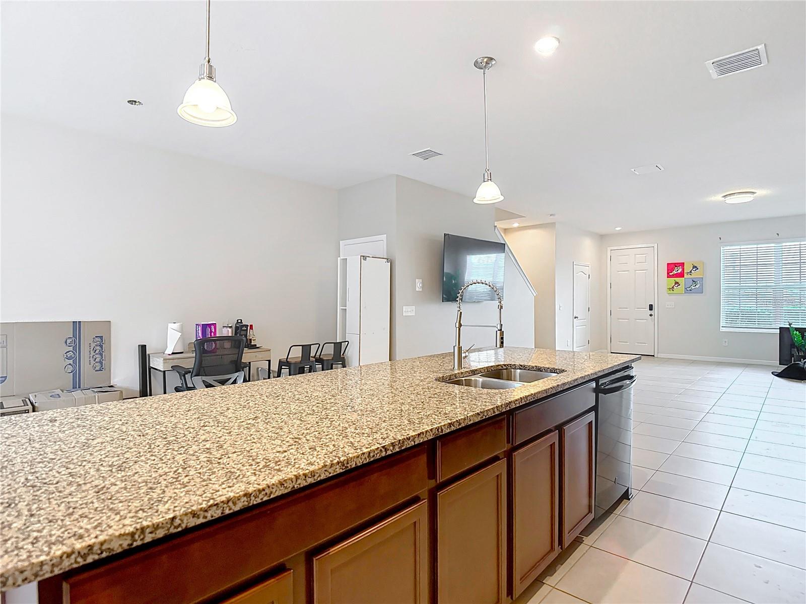 ASTURIA PH 3 - Residential Lease