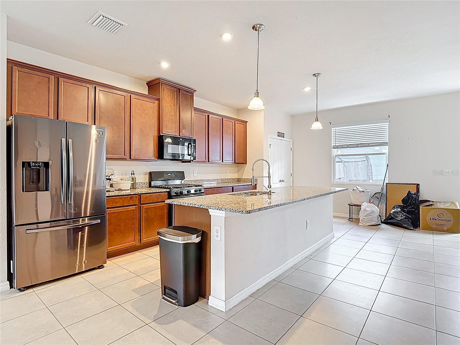 ASTURIA PH 3 - Residential Lease