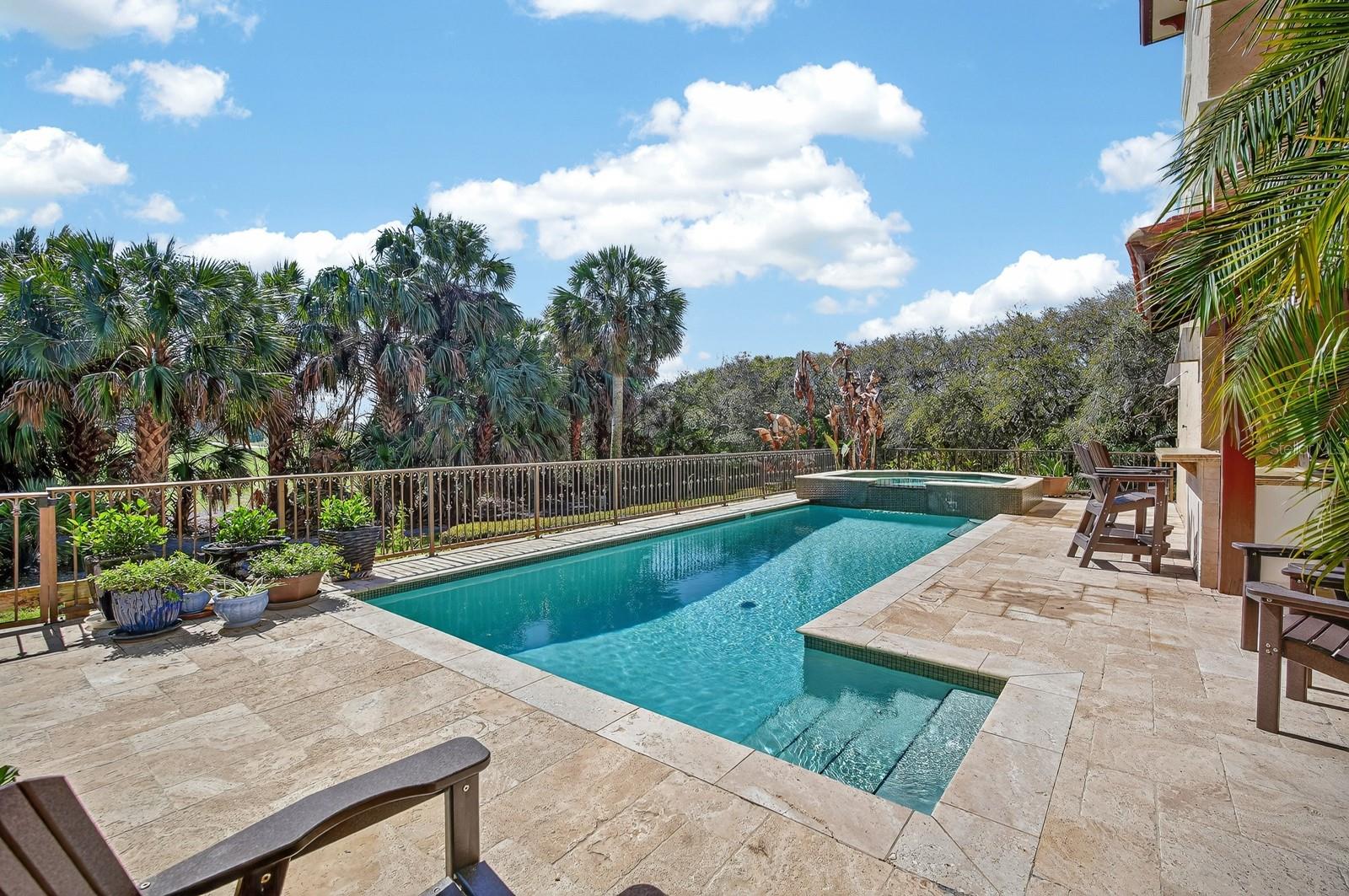 GRANDE MER SUB - Residential