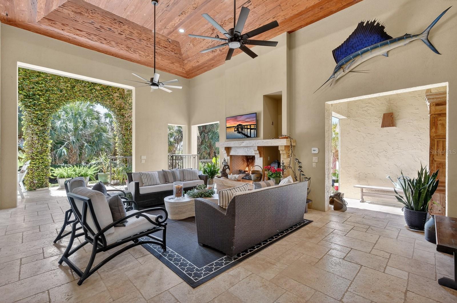 GRANDE MER SUB - Residential