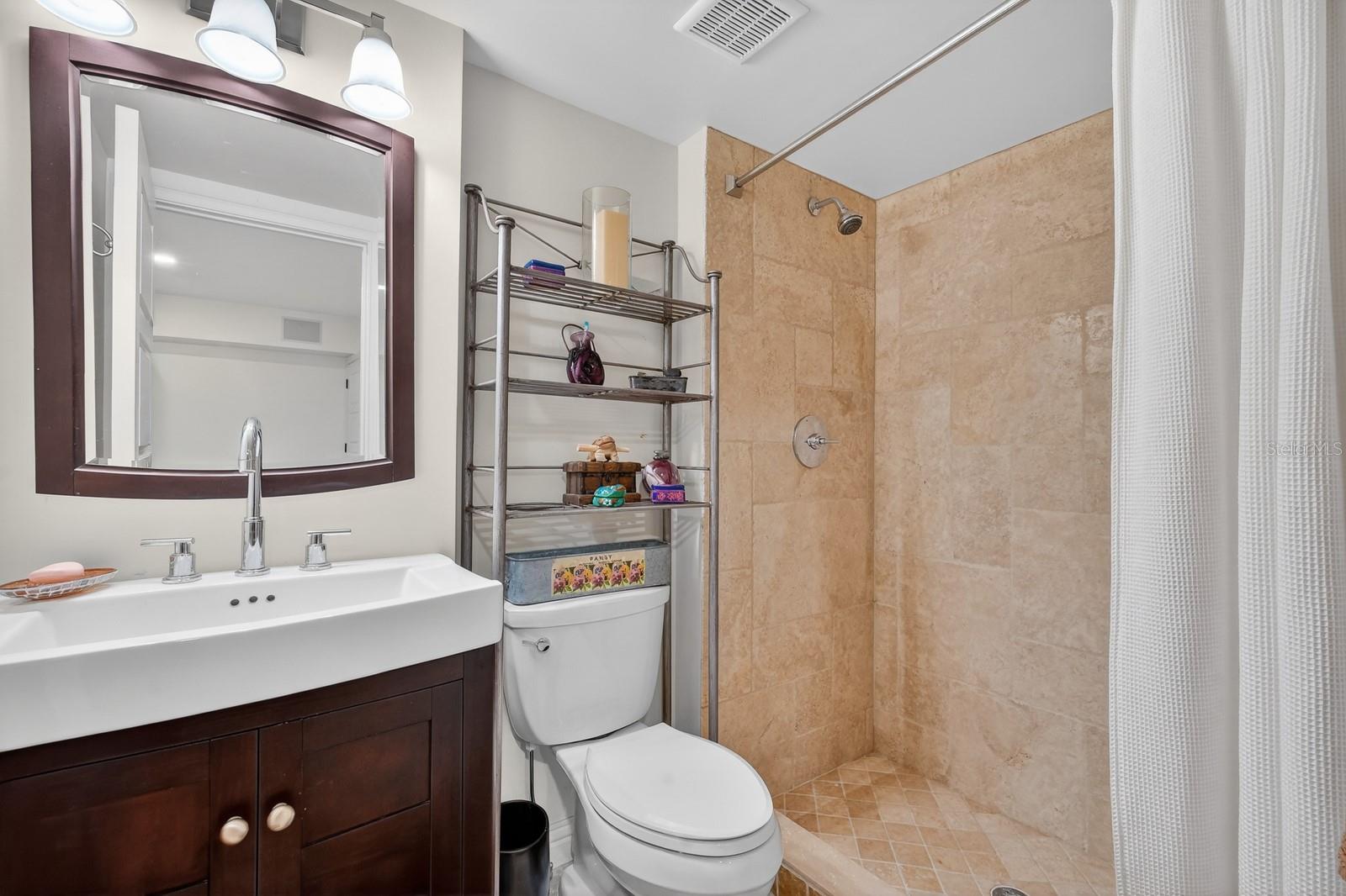 GRANDE MER SUB - Residential