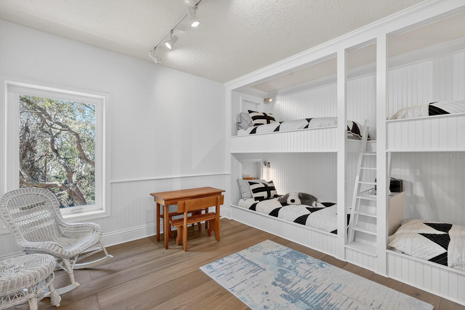 GRANDE MER SUB - Residential