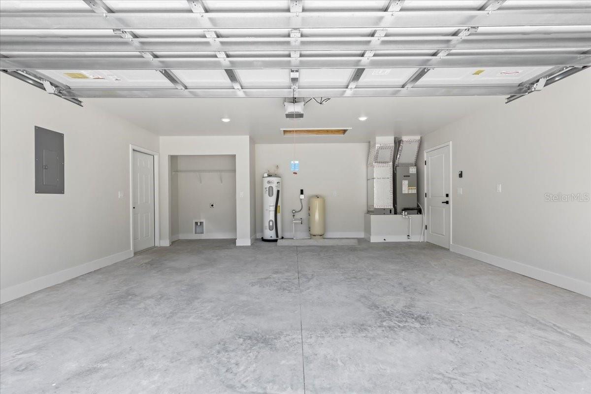 4TH ADD TO BRONSON HEIGHTS - Residential