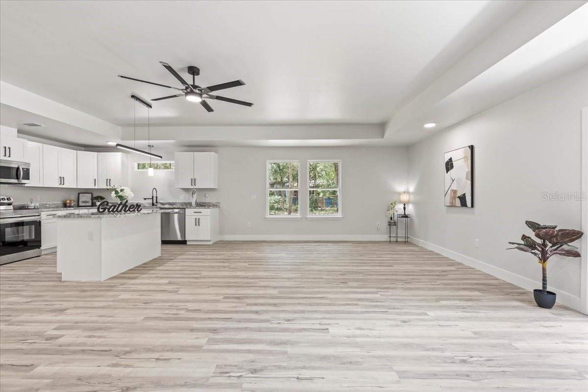 4TH ADD TO BRONSON HEIGHTS - Residential