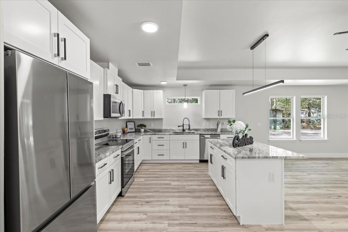 4TH ADD TO BRONSON HEIGHTS - Residential