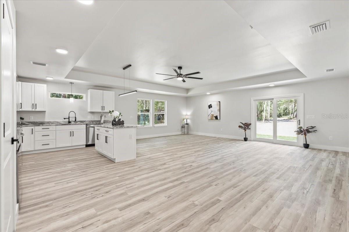 4TH ADD TO BRONSON HEIGHTS - Residential