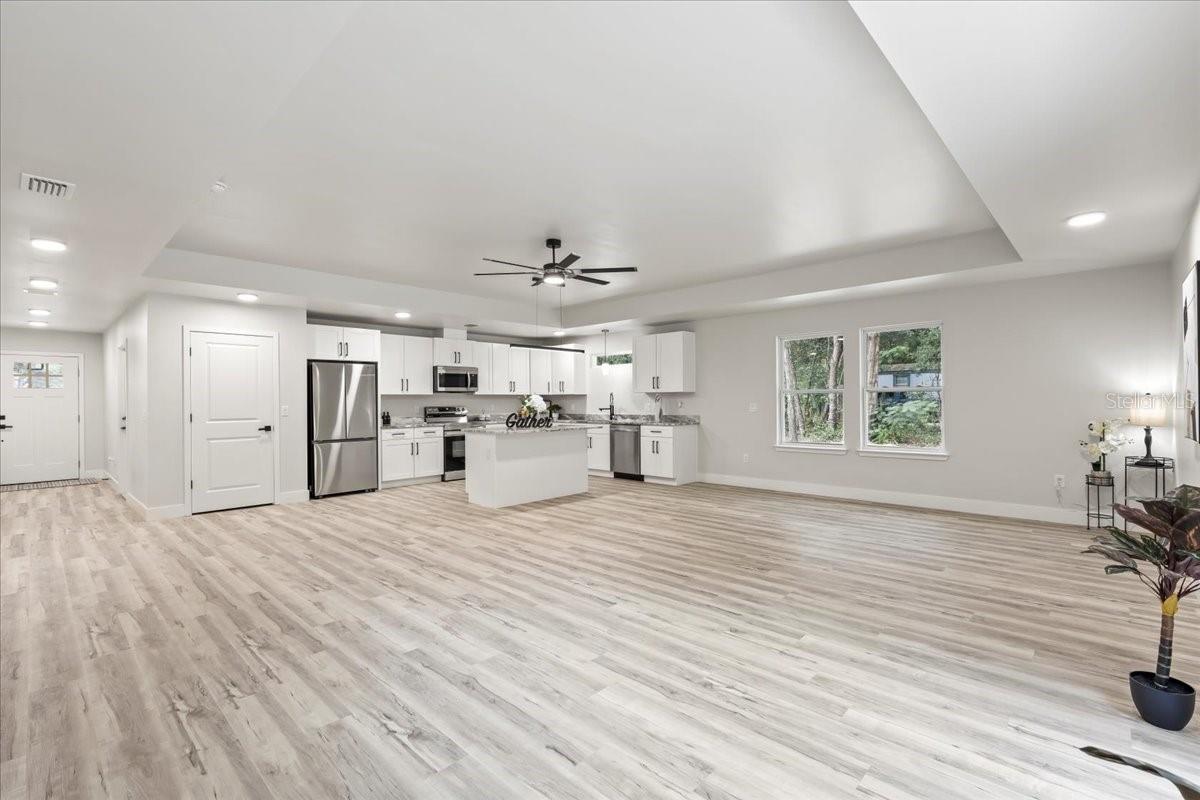 4TH ADD TO BRONSON HEIGHTS - Residential