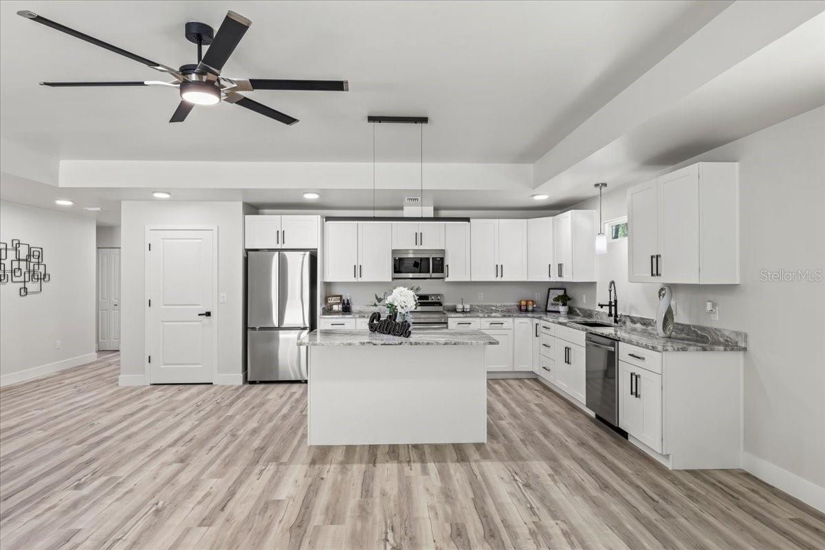 4TH ADD TO BRONSON HEIGHTS - Residential