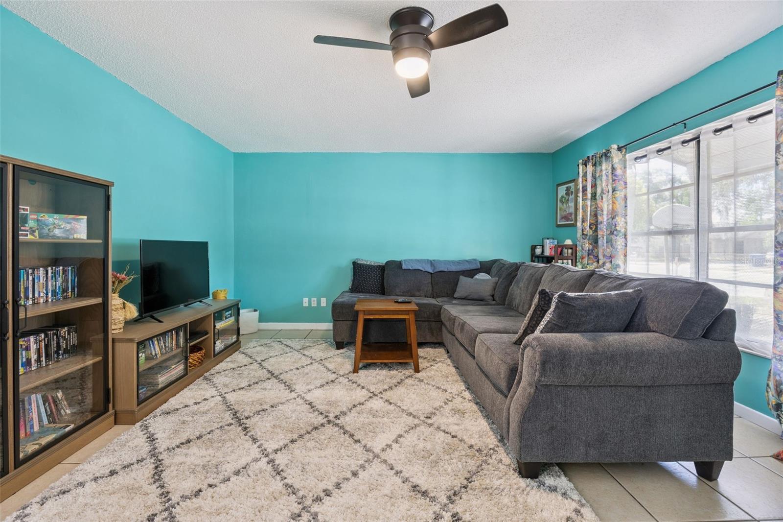 TWIN LAKES MANOR ADD 03 - Residential