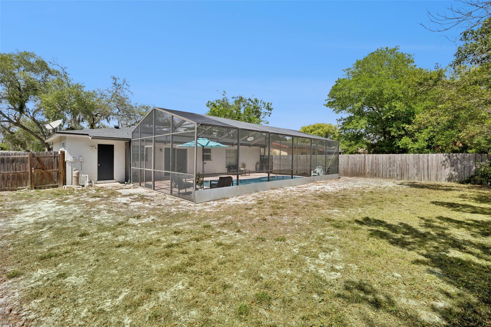 TWIN LAKES MANOR ADD 03 - Residential