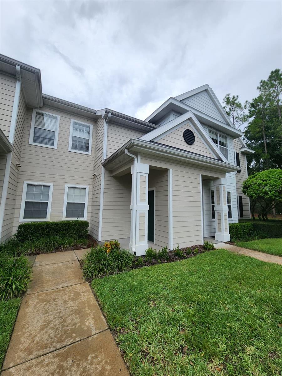 Photo of 142 Southern Pecan Circle #204, Winter Garden, FL 34787 (MLS # O6430454)