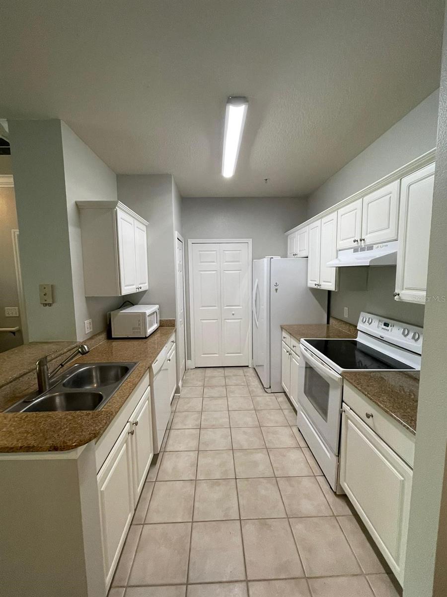 142 SOUTHERN PECAN CIRCLE 204