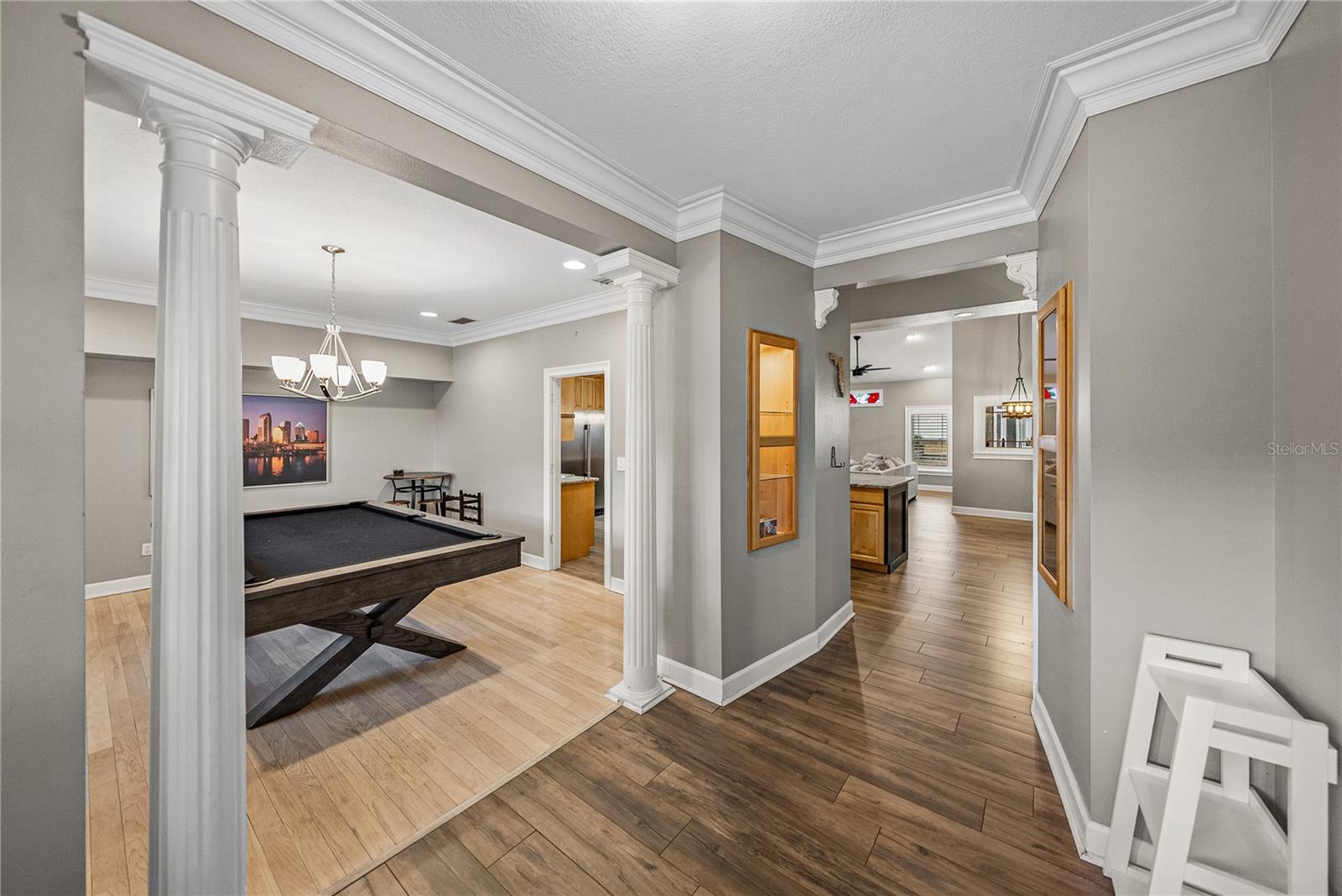 HICKORY LAKES MANOR - Residential