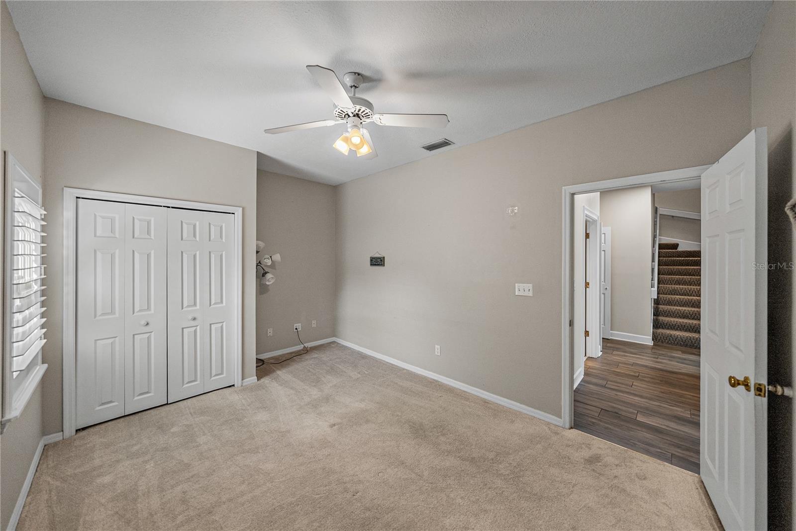 HICKORY LAKES MANOR - Residential