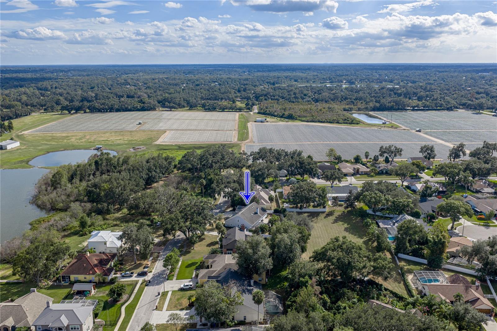 HICKORY LAKES MANOR - Residential