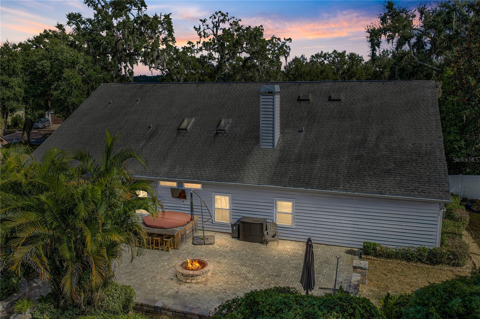 HICKORY LAKES MANOR - Residential