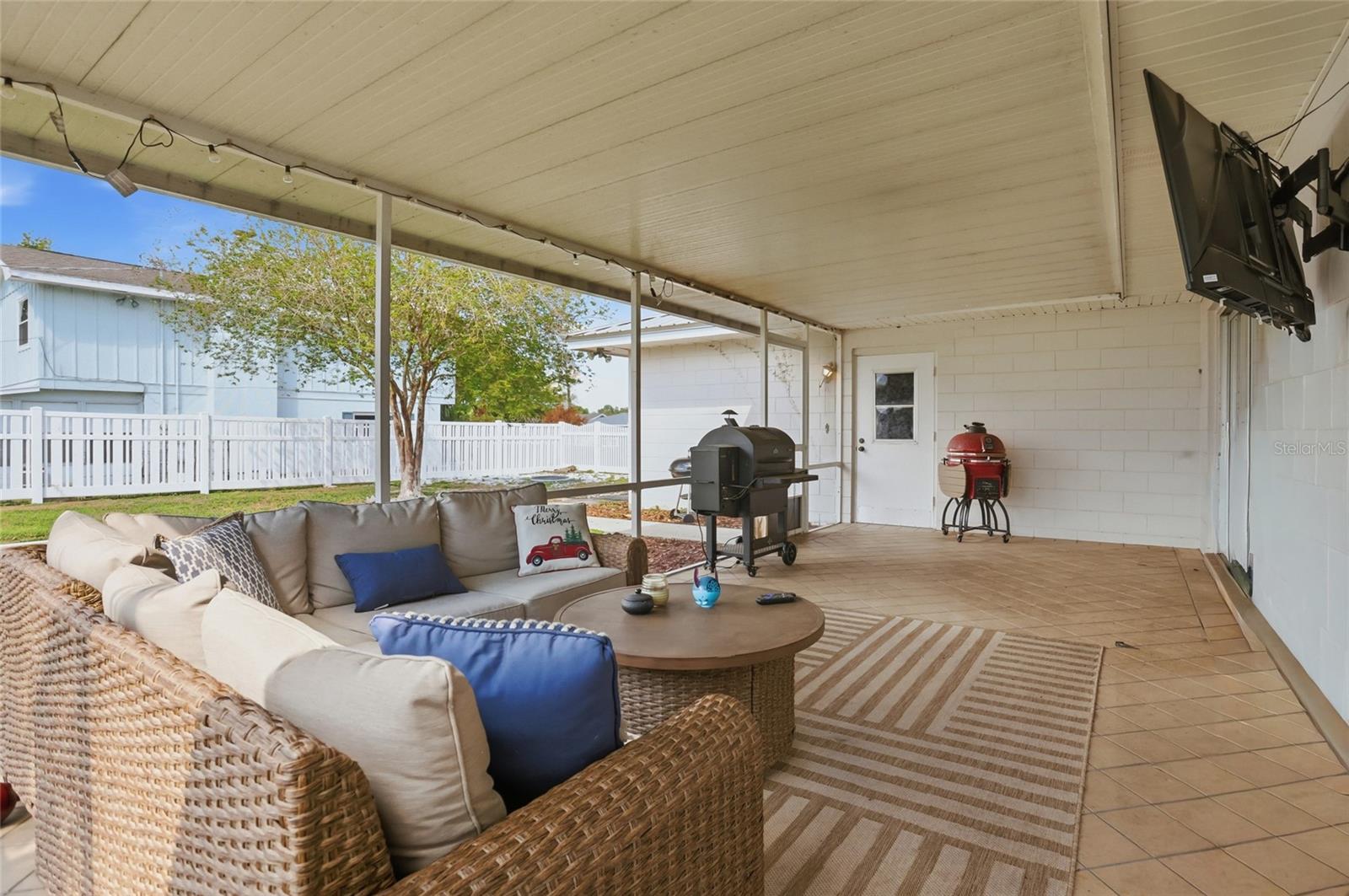 LAKE LINK ESTATES - Residential