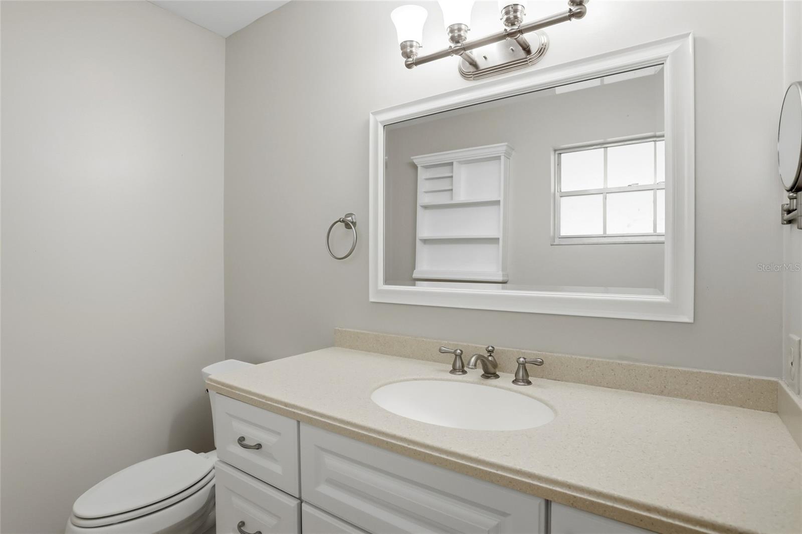 LAKE LINK ESTATES - Residential