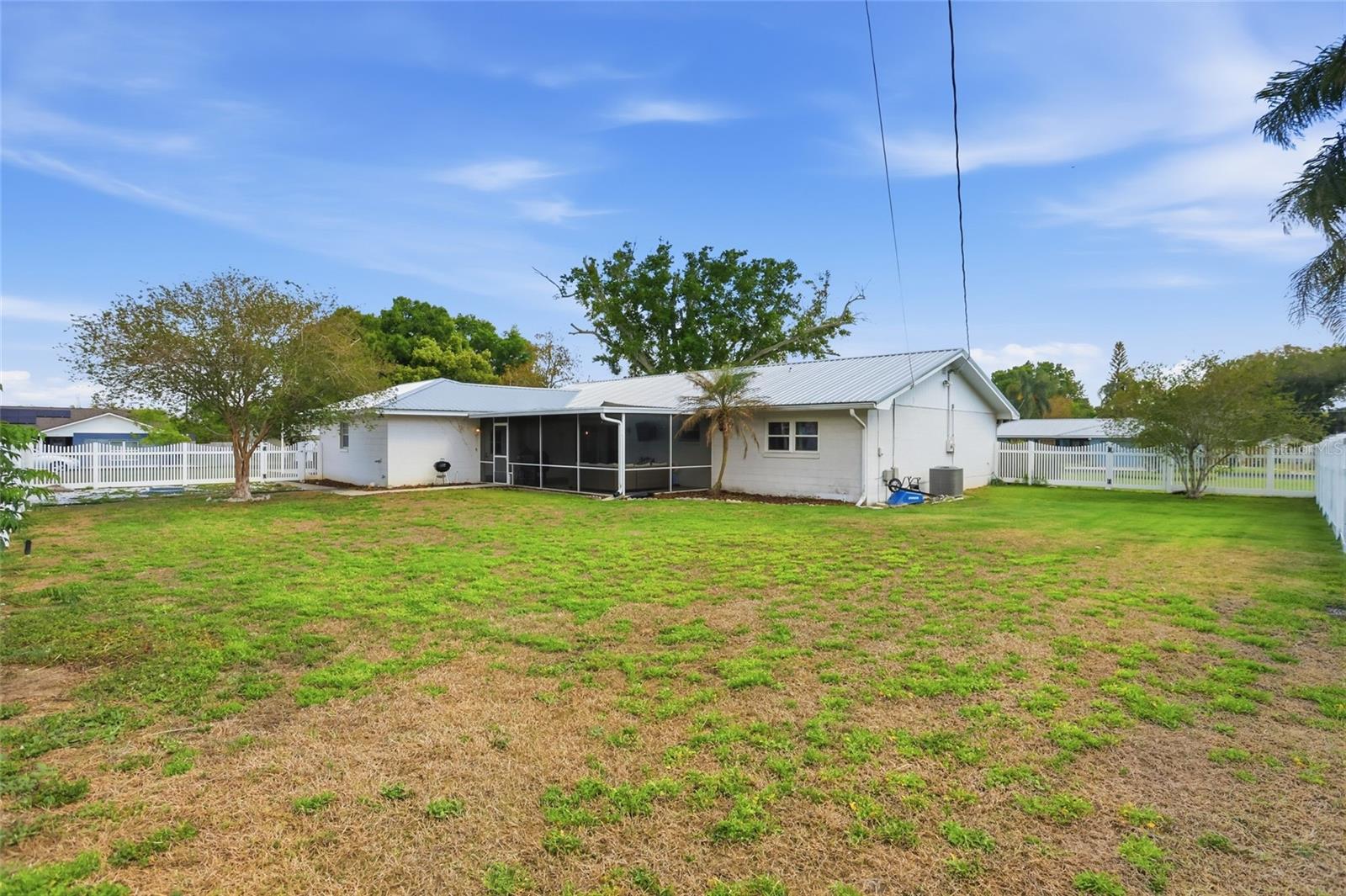 LAKE LINK ESTATES - Residential