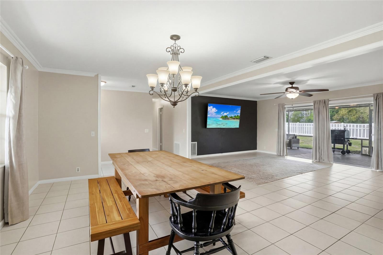 LAKE LINK ESTATES - Residential