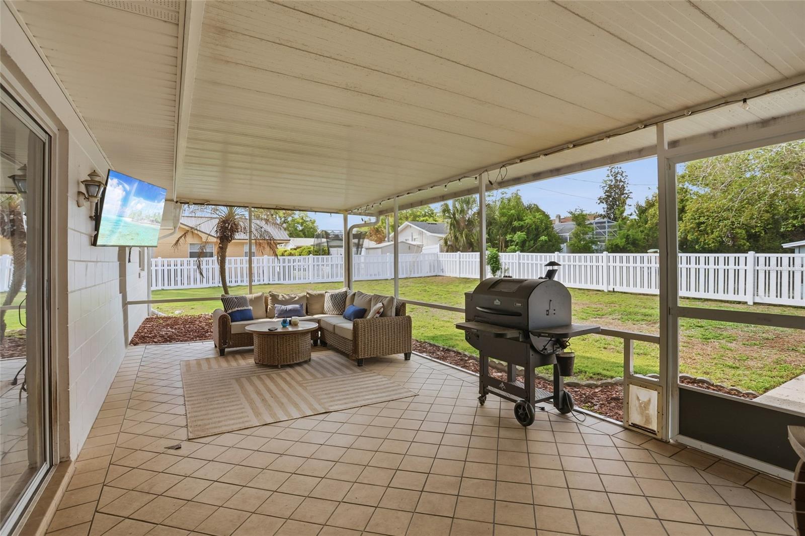 LAKE LINK ESTATES - Residential