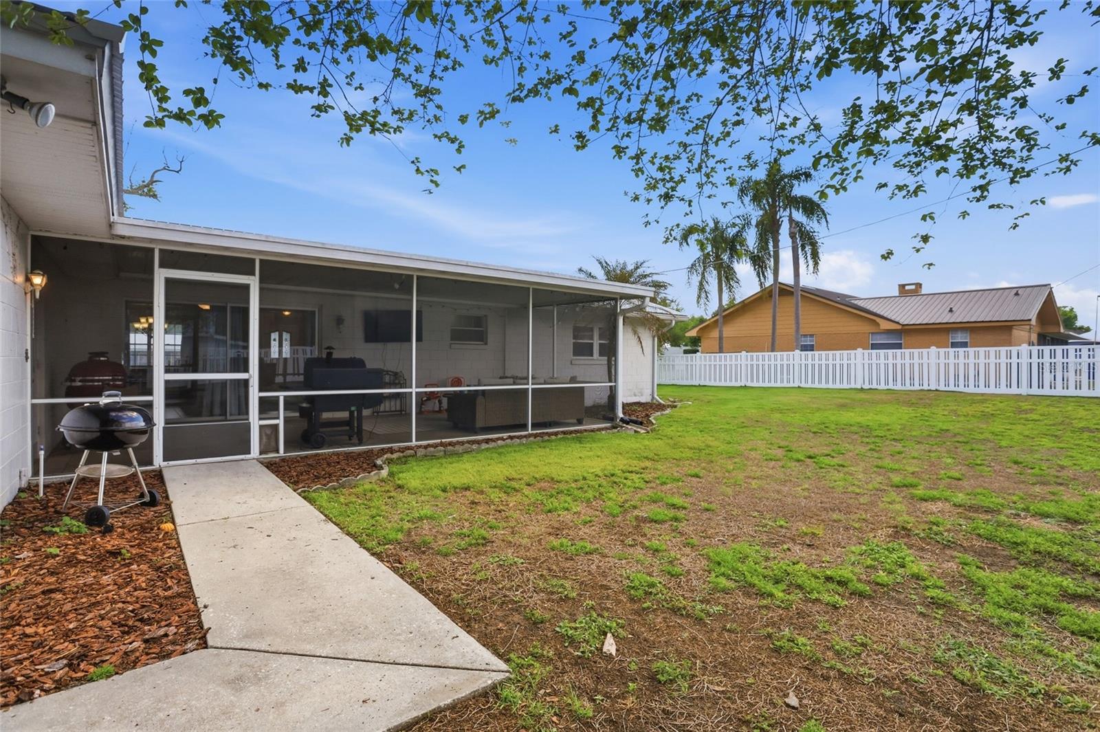 LAKE LINK ESTATES - Residential