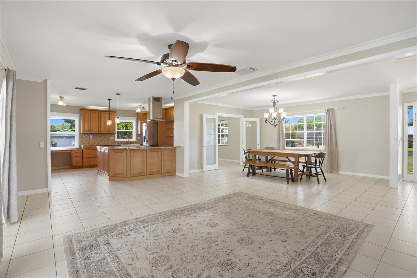 LAKE LINK ESTATES - Residential