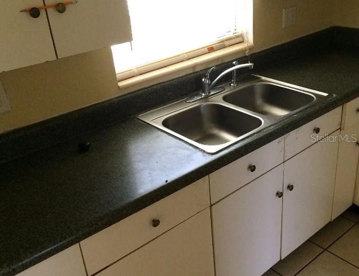 EULA VISTA SUB - Residential Lease