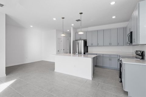 Tiny photo for 3036 Suraj Circle, Tavares, FL 32778 (MLS # O6387604)