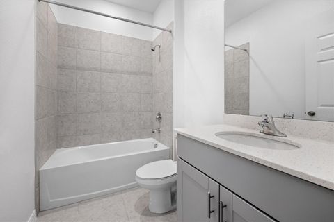 Tiny photo for 3036 Suraj Circle, Tavares, FL 32778 (MLS # O6387604)